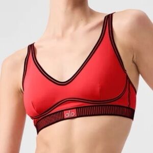 NWT ALO YOGA Line Up Bra Red Hot Summer